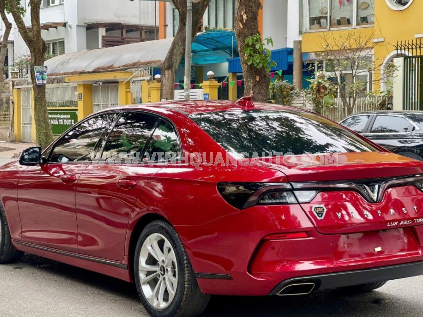 VinFast Lux A 2.0 Tiêu chuẩn 2022