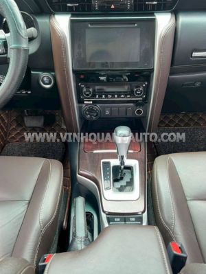 Xe Toyota Fortuner 2.8V 4x4 AT 2018