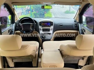 Xe Hyundai Grand Starex 2.5 MT 2016