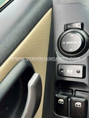 Xe Hyundai Grand Starex 2.5 MT 2016