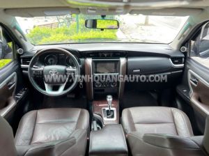 Xe Toyota Fortuner 2.4G 4x2 AT 2019