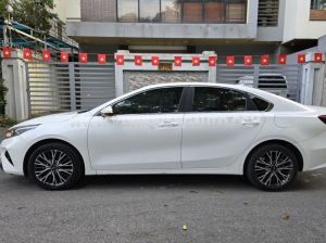 Xe Kia K3 Luxury 1.6 AT 2022