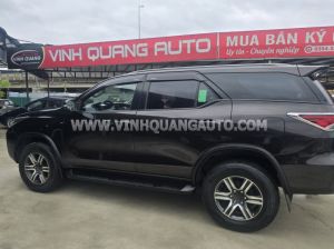 Xe Toyota Fortuner 2.4G 4x2 MT 2017