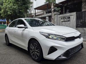 Xe Kia K3 Premium 1.6 AT 2022