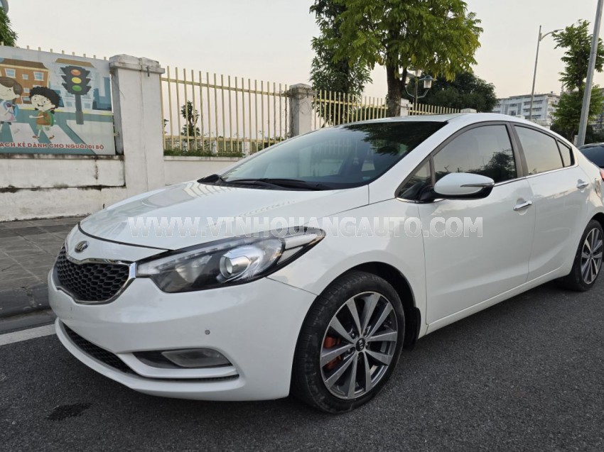 Kia K3 1.6 AT 2015