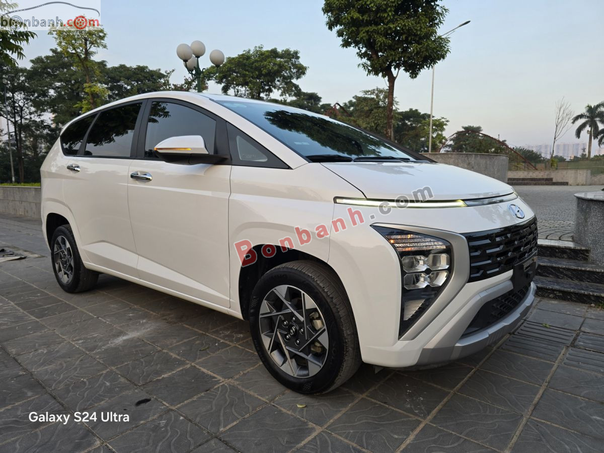 Hyundai Stargazer Cao cấp 1.5 AT 2022