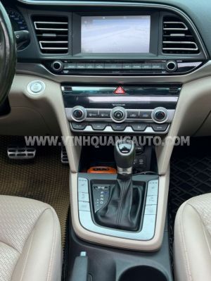Xe Hyundai Elantra 2.0 AT 2020