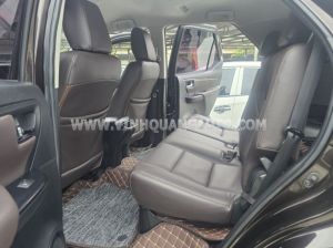 Xe Toyota Fortuner 2.4G 4x2 MT 2017