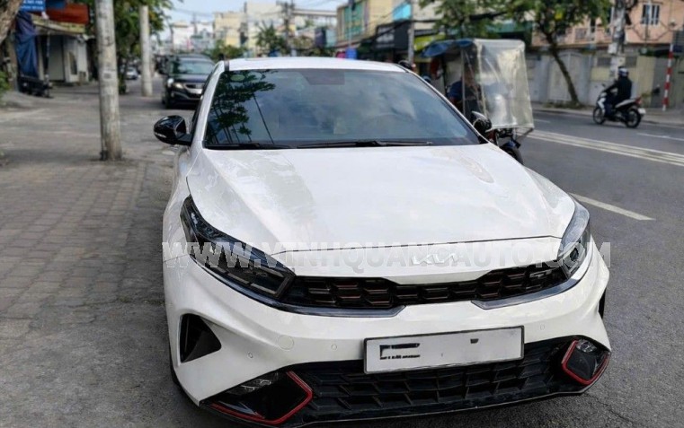 Kia K3 GT 1.6 AT Turbo 2022