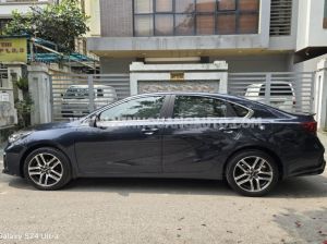 Xe Kia Cerato 1.6 AT Luxury 2020