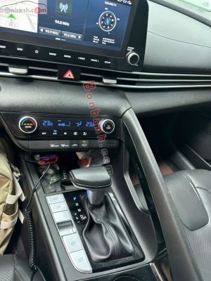 Xe Hyundai Elantra 1.6 AT Đặc biệt 2022